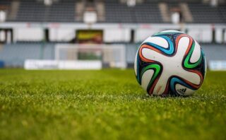 Online Soccer vs. Real Soccer: What’s the Same and What’s Different?